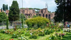 Roma in fiore anche d'autunno: riapre il Roseto comunale per due settimane