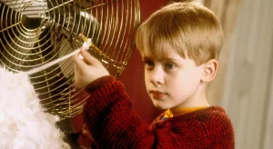 Mamma, ho perso l’aereo torna al cinema: il cult natalizio festeggia 35 anni