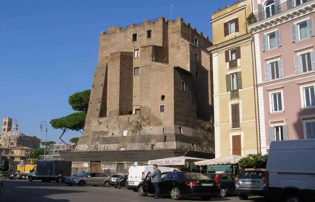 Torre dei Conti, Roma
