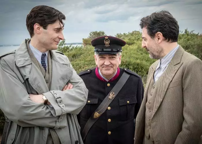 Lino Guanciale Commissario Ricciardi 3