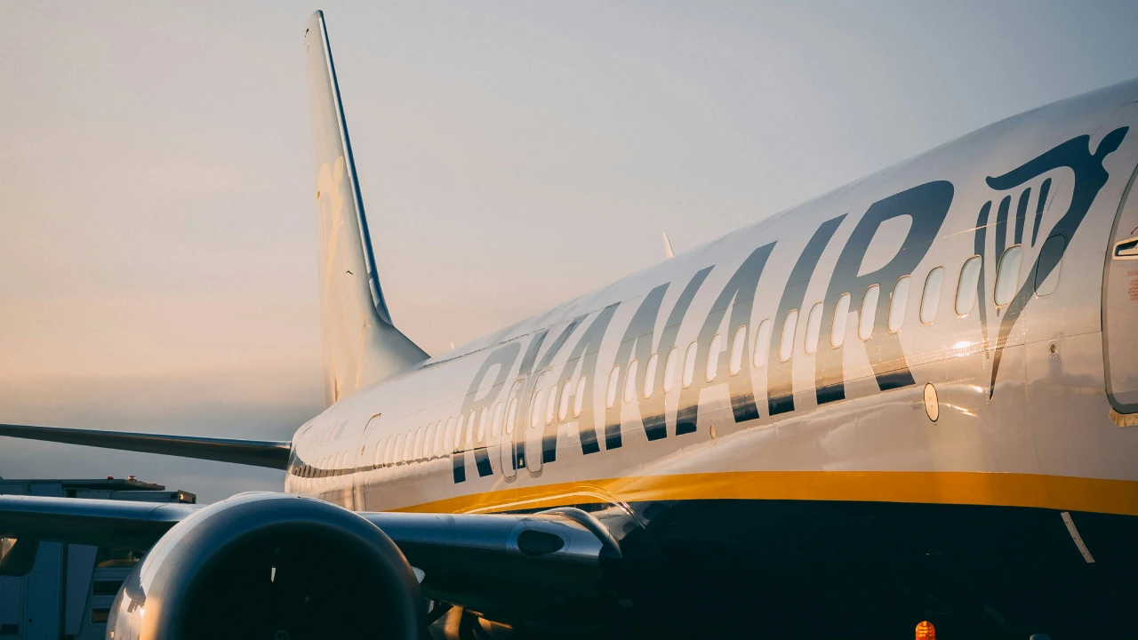 L'esterno di un aereo Ryanair