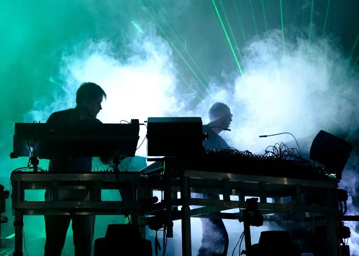 The Chemical Brothers durante un concerto