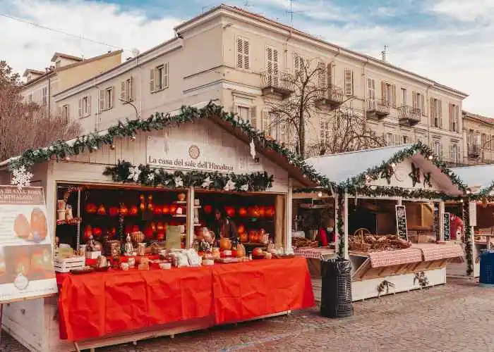 Un mercatino di Natale in Piemonte
