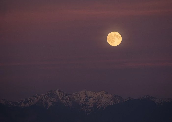 Superluna Fredda dicembre 2025