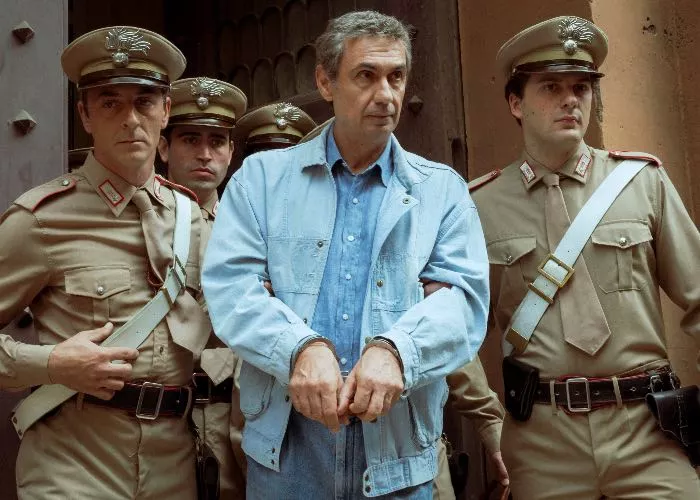 Fabrizio Gifuni in 'Portobello' di Marco Bellocchio