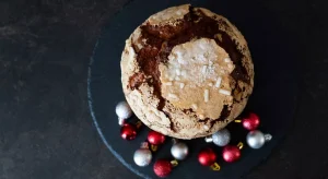 Panettoni di lusso 2025: i dolci natalizi più costosi firmati dai grandi pasticcieri