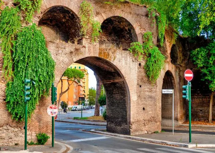 Porta Metronia, Roma