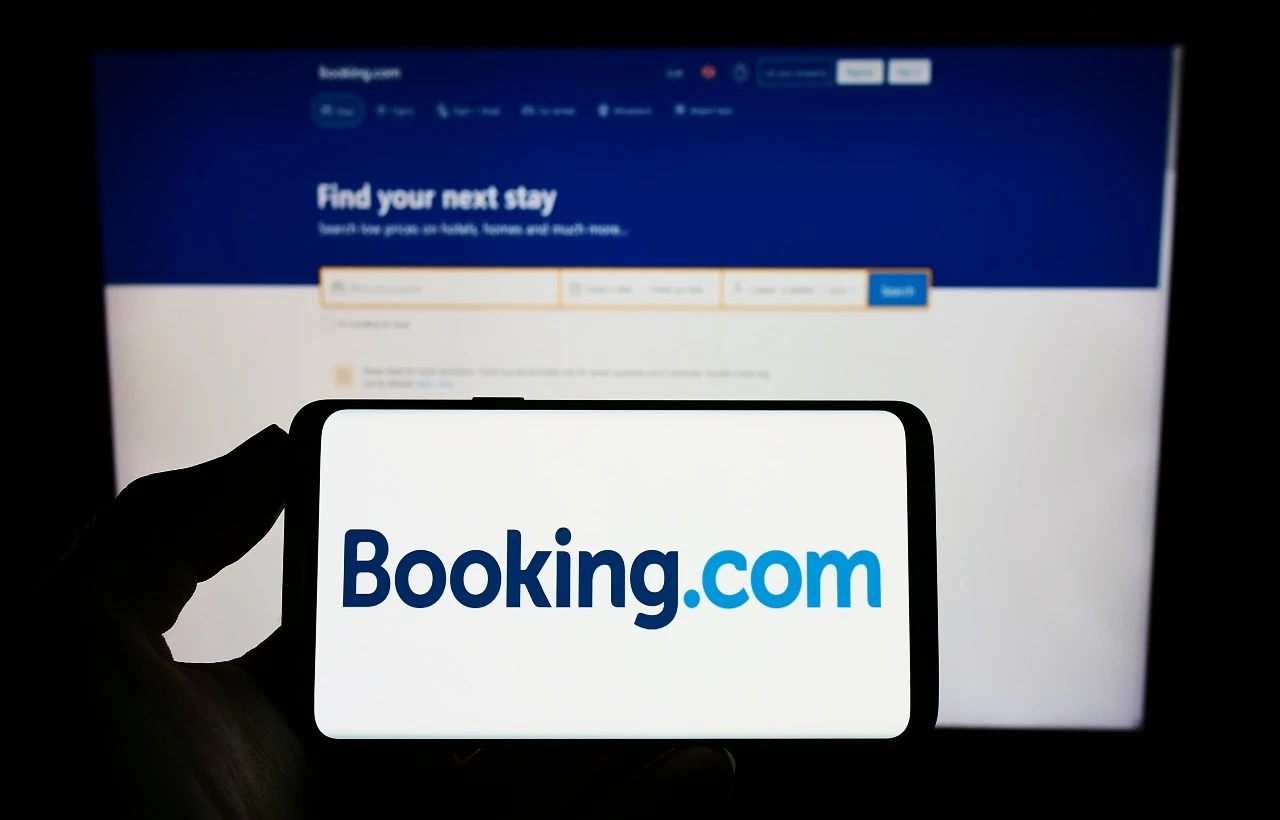 Numero verde Booking e assistenza, sempre pi&ugrave; persone cercano queste informazioni