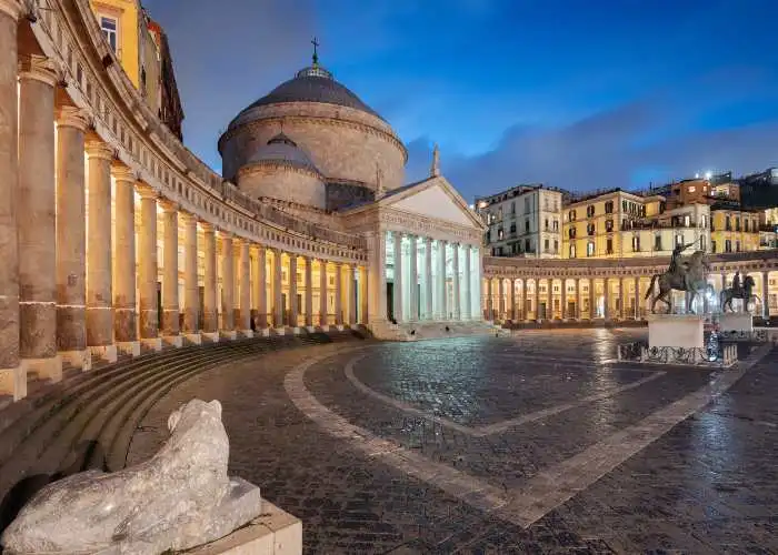 In Piazza del Plebiscito si terrà il concerto di Capodanno a Napoli