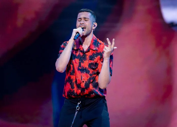 Mahmood sarà il protagonista del concerto di Capodanno 2026 a Salerno