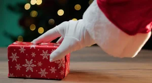 La banda dei Babbi Natale: tutto sul film con Aldo, Giovanni e Giacomo per le feste