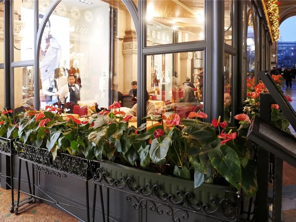 ristorante a natale 2025 - in galleria a Milano