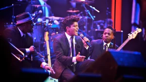 Bruno Mars torna con il nuovo album "The Romantic" e il tour, anche in Italia