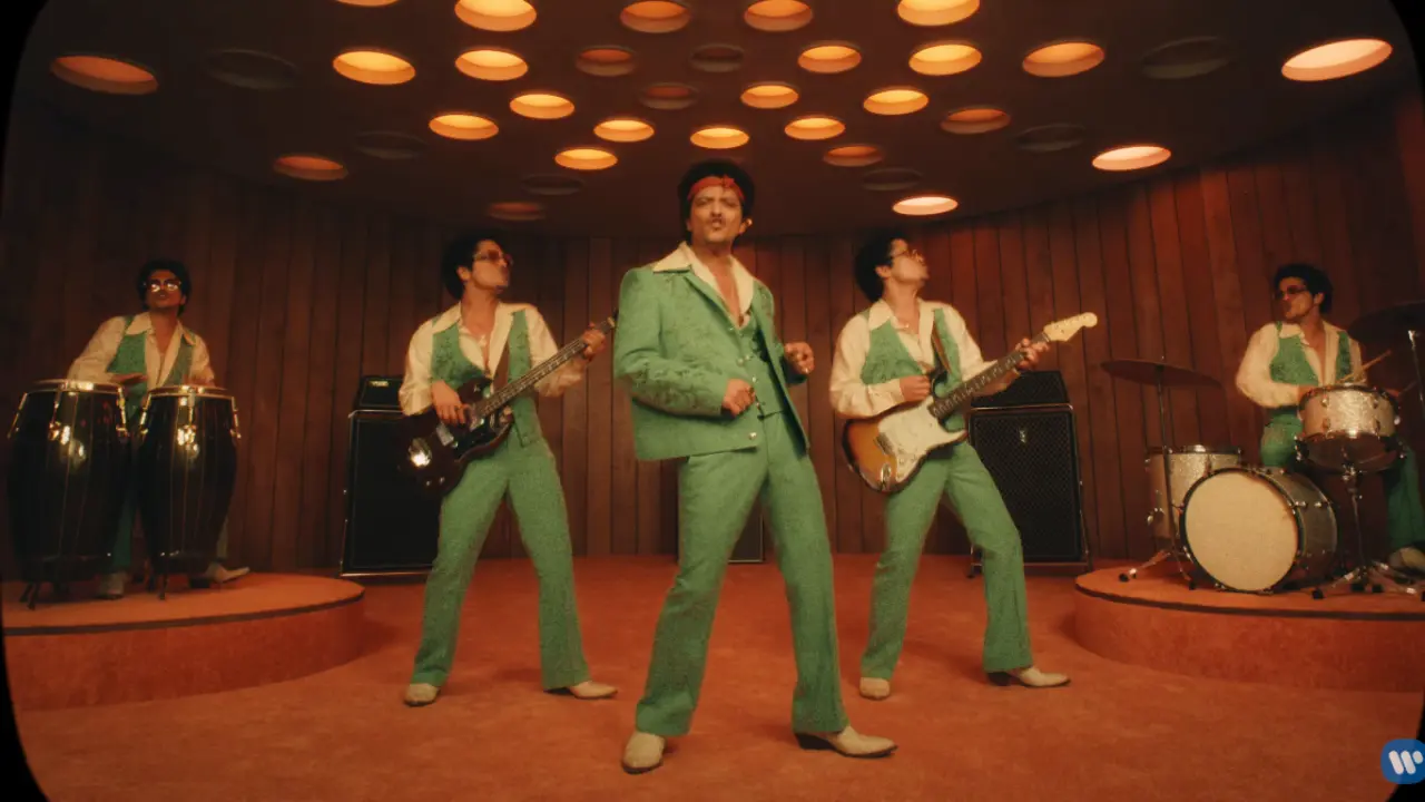 Videoclip di Bruno Mars I just might