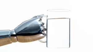 Anche l'intelligenza artificiale ha sete d'acqua: ma quanta ne consuma davvero?
