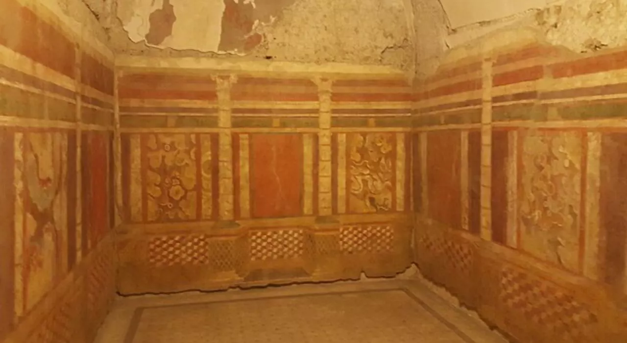 Casa dei Grifi interno