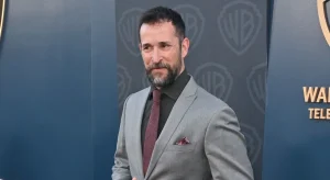 Nessuno resiste a The Pitt: ecco alcune curiosità sulla premiatissima serie con Noah Wyle