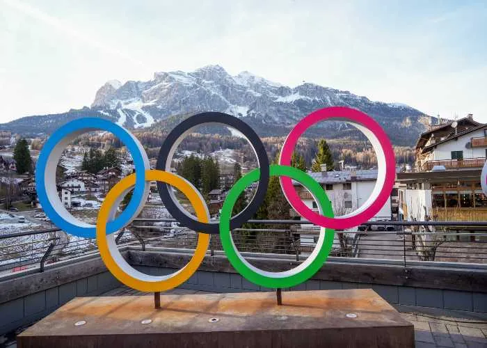 Logo delle Olimpiadi a Cortina dove si disputeranno molte gare