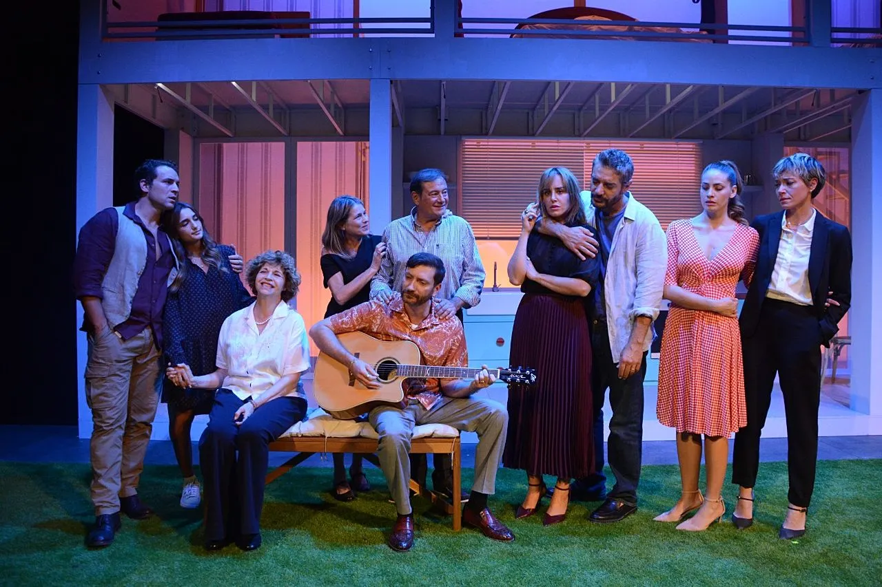 A casa tutti bene teatro roma 2026