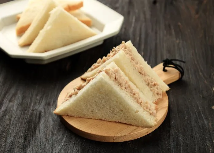 Tramezzini al tonno: una delle ricette più comuni