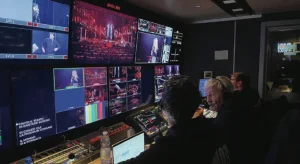 Sanremo 2026 serata cover: tutti i duetti e l’imprevisto Morgan–Chiello