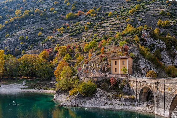 villalago - lago di san domenico - abruzzo