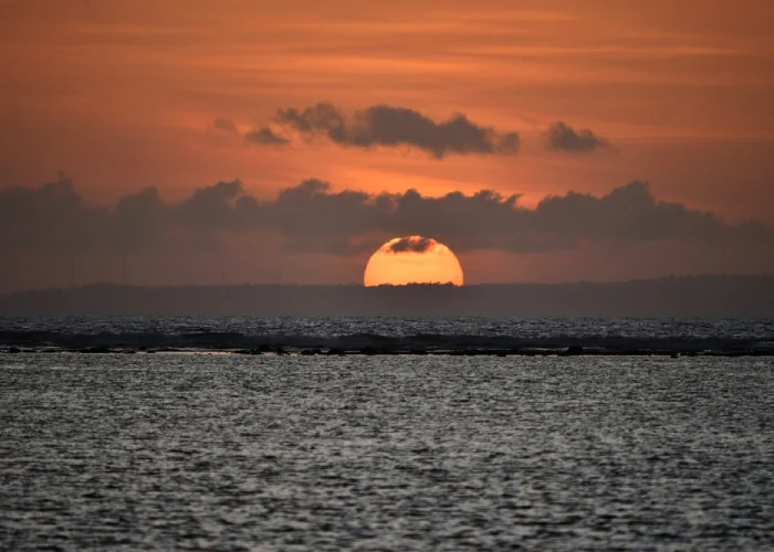 equiluce - Sole sul mare