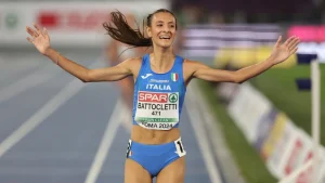 Il primo oro mondiale di Nadia Battocletti, vinto nei 3.000 metri indoor