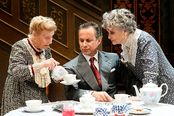 Tra gli eventi a Firenze di sabato 11 e domenica 12 aprile, c'è Arsenico e vecchi merletti