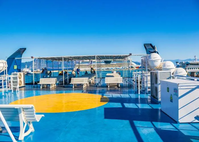 Traghetto che da Brindisi va a Igoumenitsa in Grecia