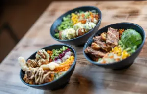 Poke fatto in casa: 5 ricette facili e ingredienti