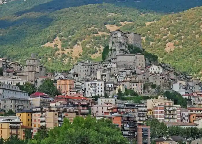 Vacanze vicino Roma estate 2026 - Subiaco e i Monti Simbruini