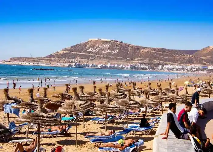 Dove andare in vacanza ad agosto 2026 - Spiaggia di Agadir in Marocco