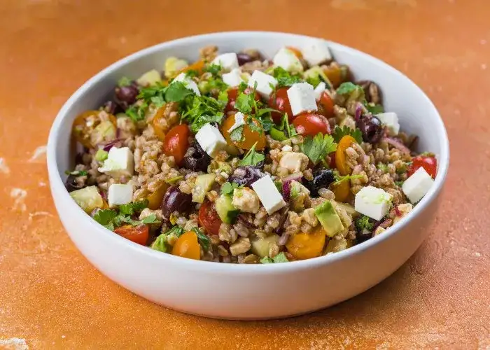 Insalata di farro e feta