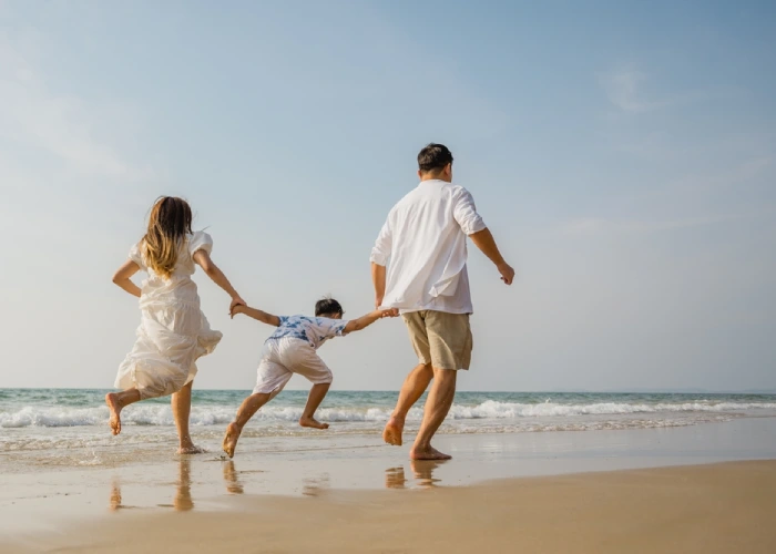 Bandiere verdi 2026 - Una famiglia in spiaggia