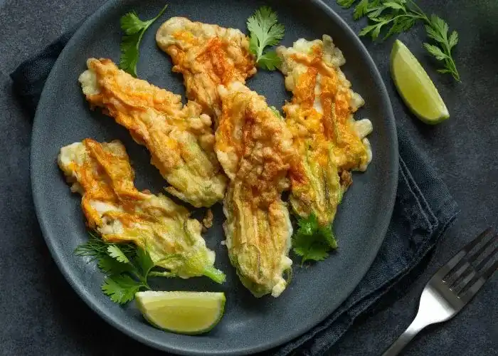 Fiori di zucca fritti