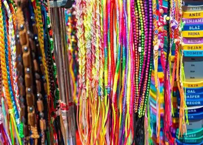 Braccialetti colorati