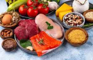 5 ricette proteiche estive: idee leggere per pranzo e cena