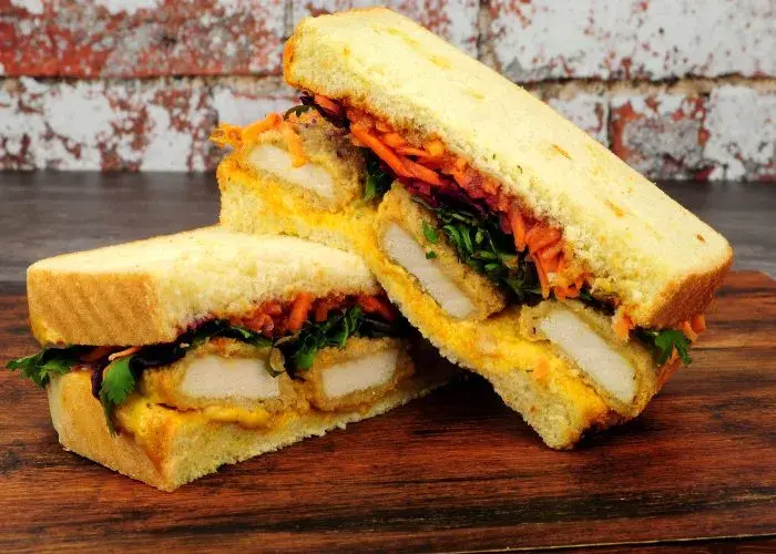 Variante con il pollo del sando