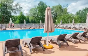 Piscine Roma estate 2026: dove andare, orari e prezzi