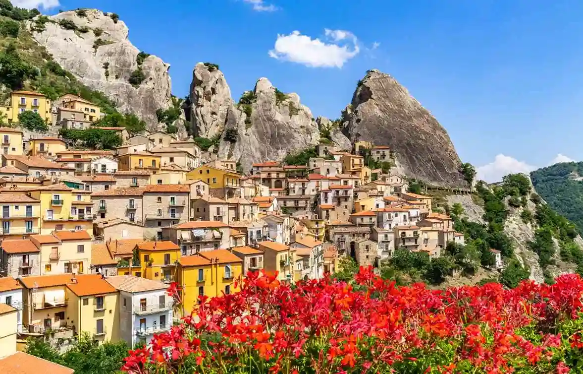 Castelmezzano uno dei borghi pi&ugrave; autentici della Basilicata