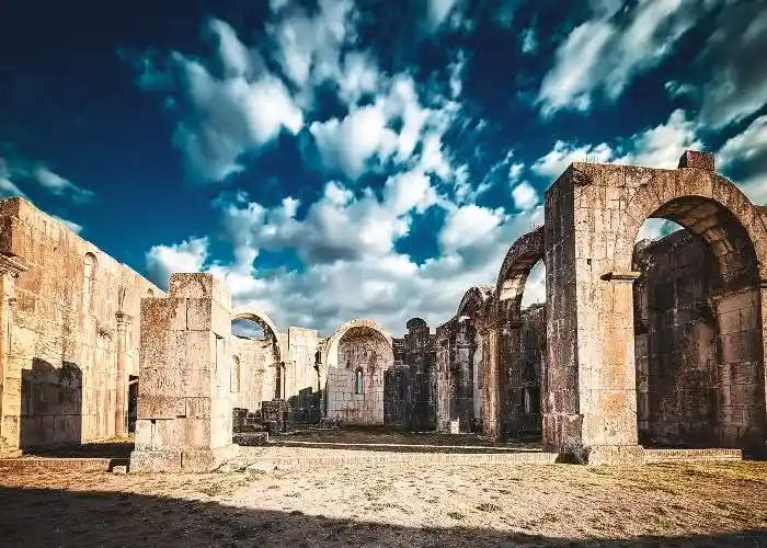 Abbazia di Santissima Trinità
