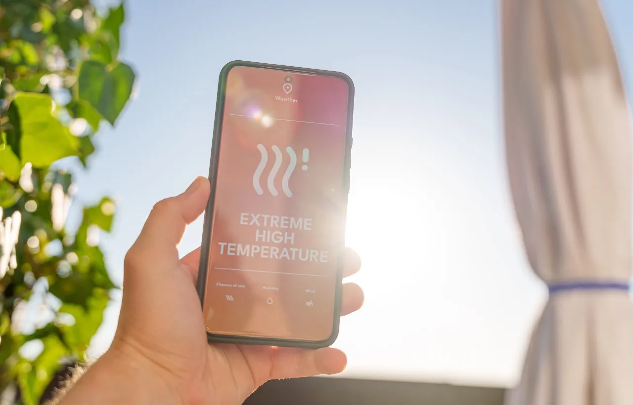 come proteggere smartphone dal caldo