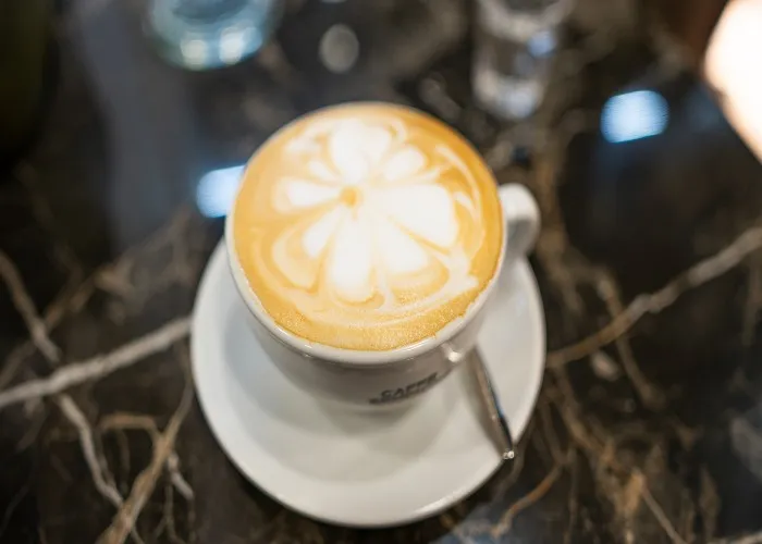 Un cappuccino servito in Italia