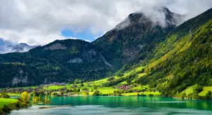 Il Lago di Lungern: il gioiello turchese della Svizzera