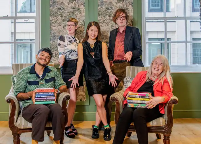 I membri della giuria del Booker Prize 2026
