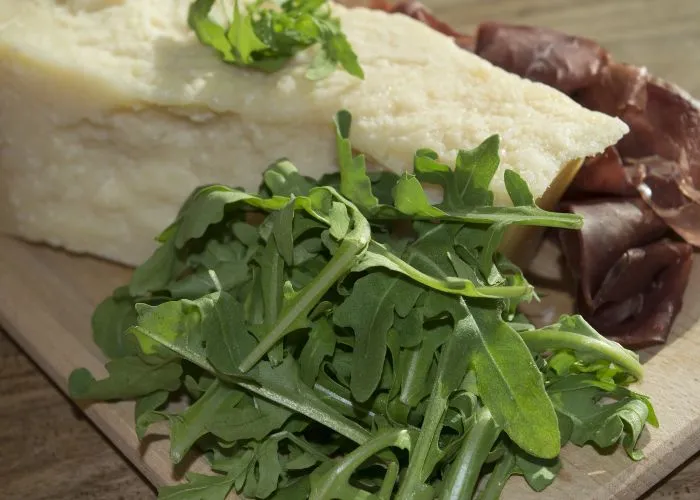 Menu Ferragosto in casa - Bresaola, rucola e grana