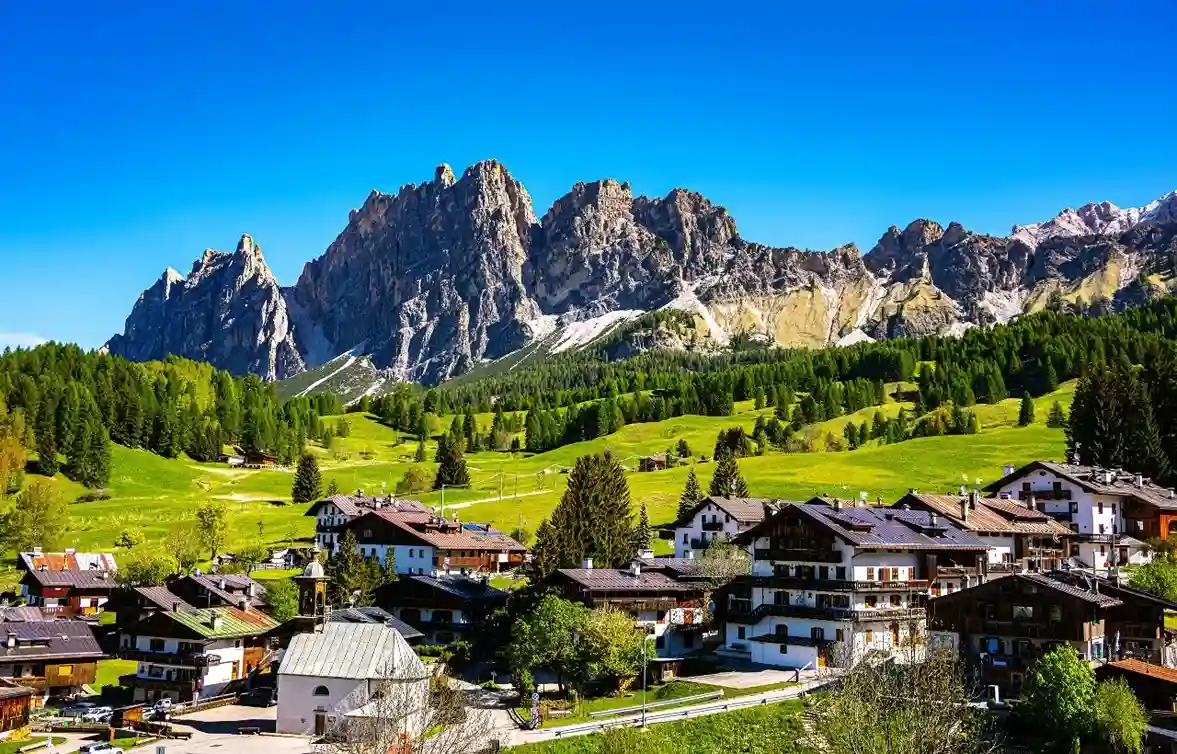 Cortina nuove regole estate 2026