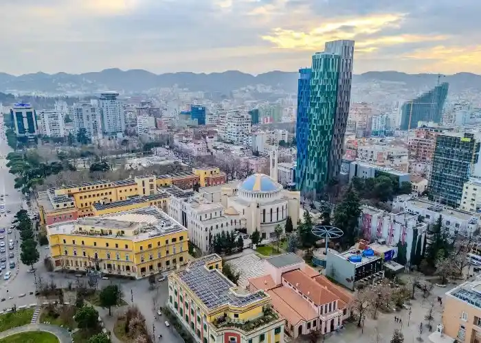 Tirana la capitale dell'Albania