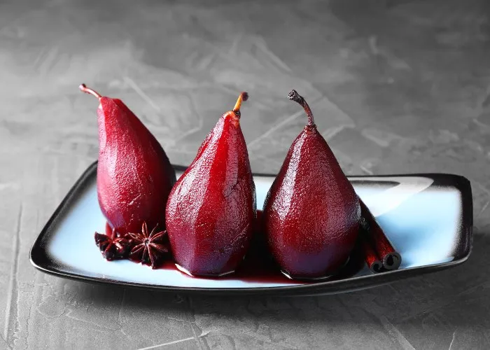Pere cotte al vino rosso